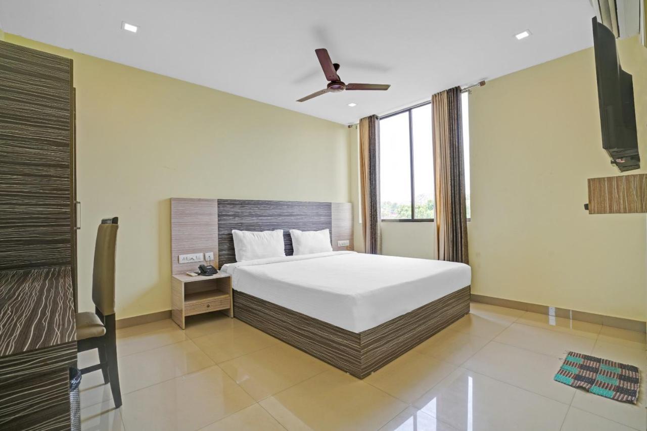 Capital O 87015 Hotel Al Salama Kochi Eksteriør billede
