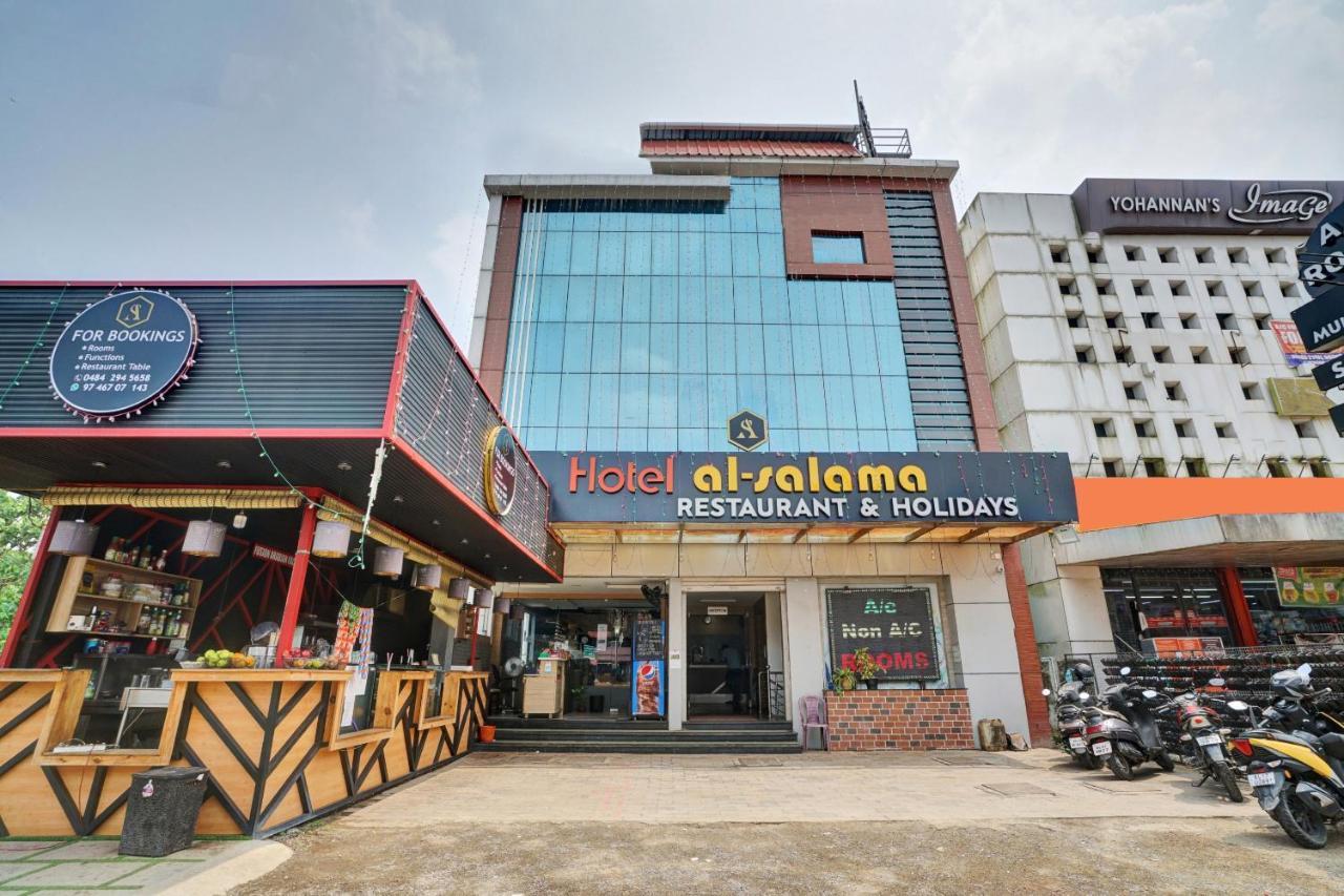 Capital O 87015 Hotel Al Salama Kochi Eksteriør billede